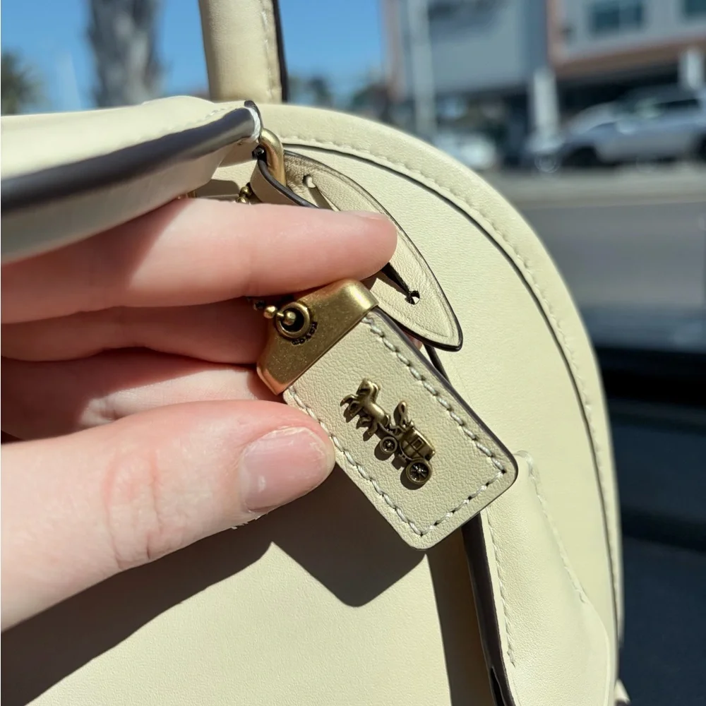 Coach Revel 24 Chalk White Color - Picture 3 of 12